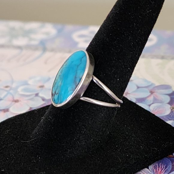 Turquoise Split Shank Ring - Picture 9 of 11